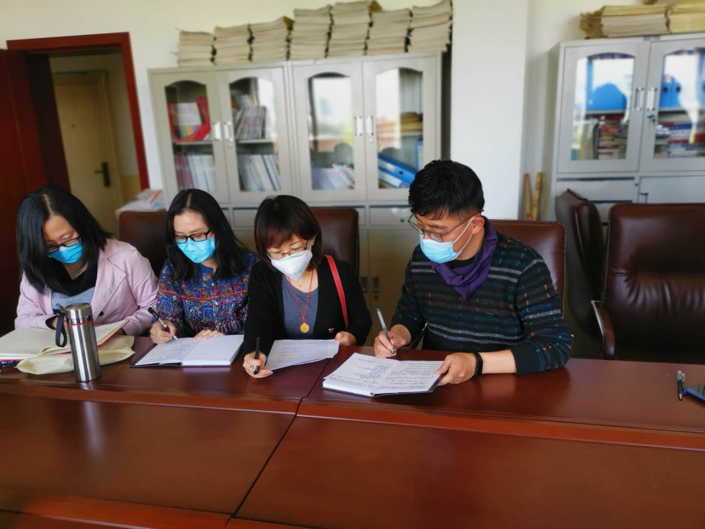 图片4.jpg 图片4.jpg